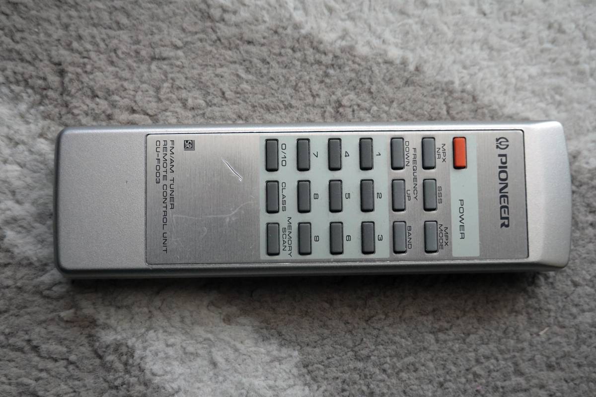 F-777 パイオニア FM/AMデジタルシンセサイザー・チューナー F-777 パイオニア FM/AMデジタルシンセサイザー・チューナー