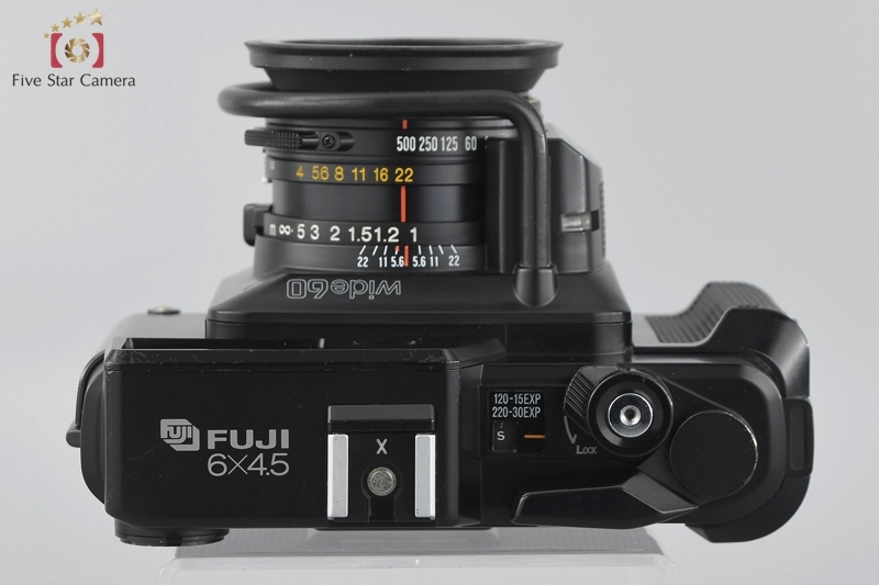 FUJIFILM 富士フイルム GS645S Professional 中判フィルムカメラ
