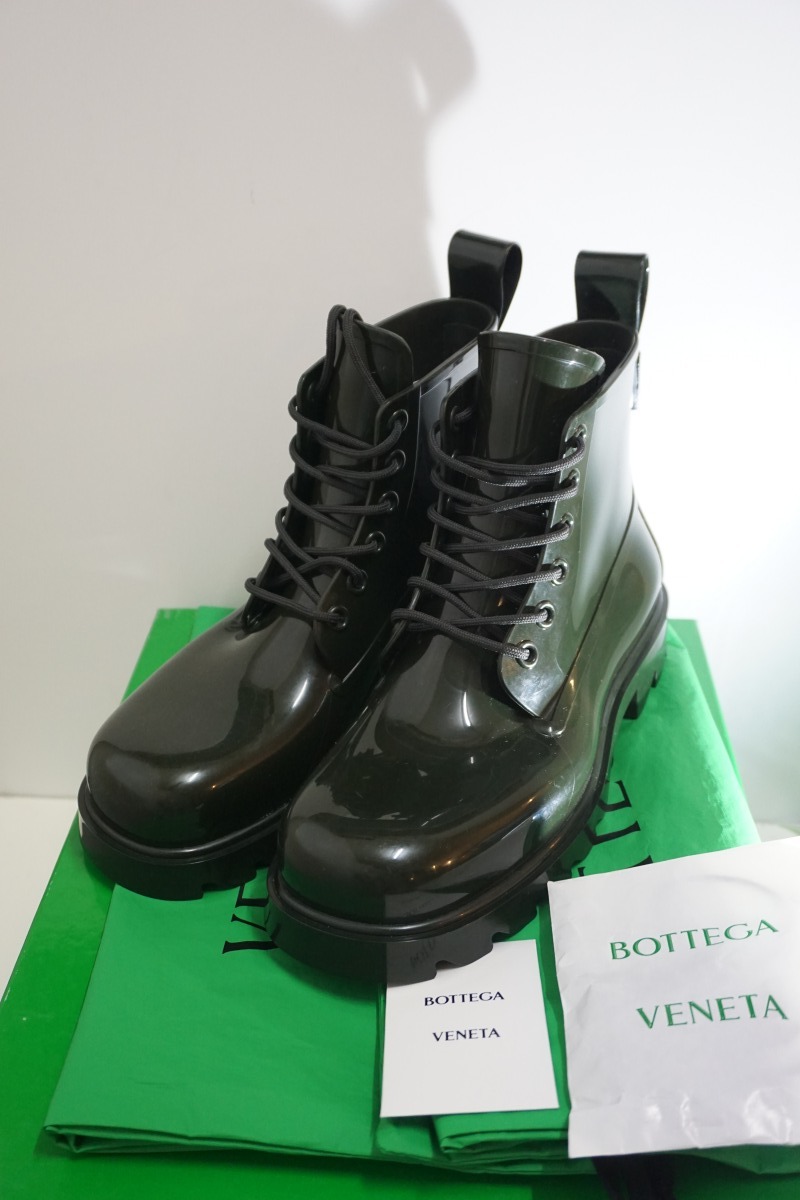 新品 正規 BOTTEGA VENETA ボッテガヴェネタ STRIDE ストライド ラバー