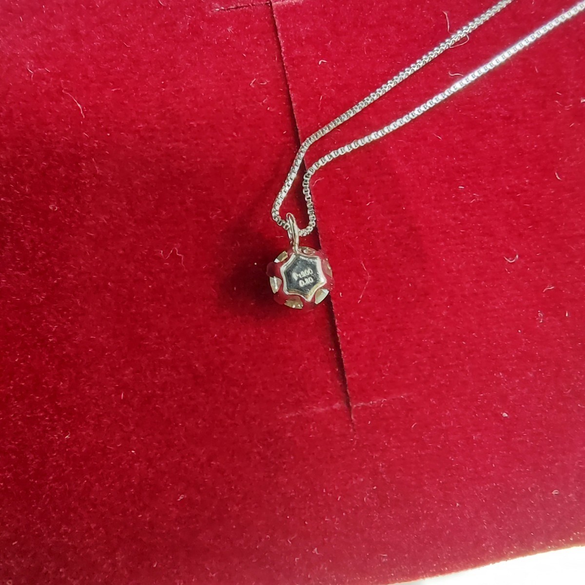 未使用 プラチナ pt900 pw850 0.30ct 0.15ct カラット-