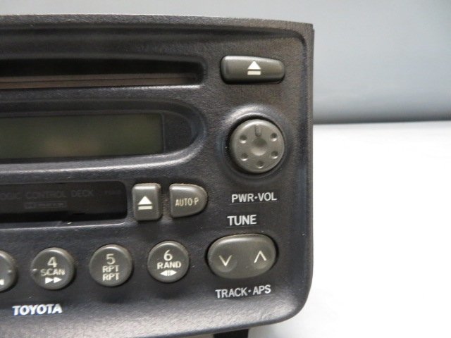 ファンカーゴ　NCP20　オーディオ　CD　カセット　AM　FM　プレーヤー　デッキ　ステレオ 　86120-52090-C0　純正　21374　伊t_画像4