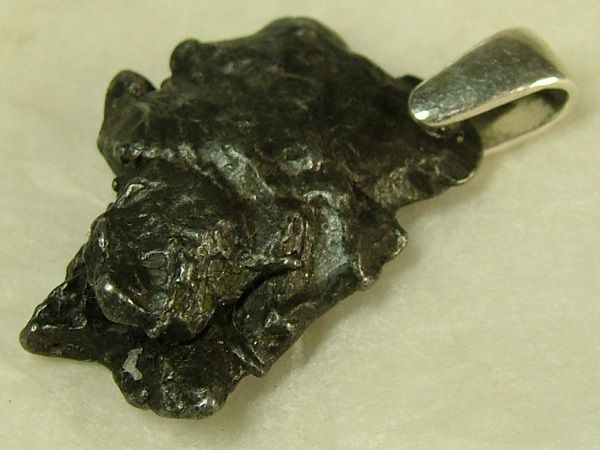*隕石（隕鉄）ペンダントトップ２１ｍｍ（ｎ4）の画像1