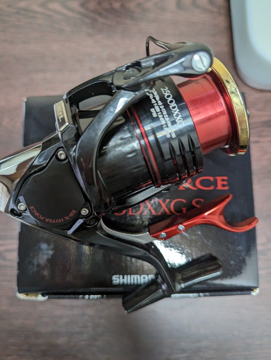 シマノ 22 BB-X ハイパーフォース 2500DXXG SR ほぼ未使用品てす。右ハンドル SUT2 BB-X SHIMANO