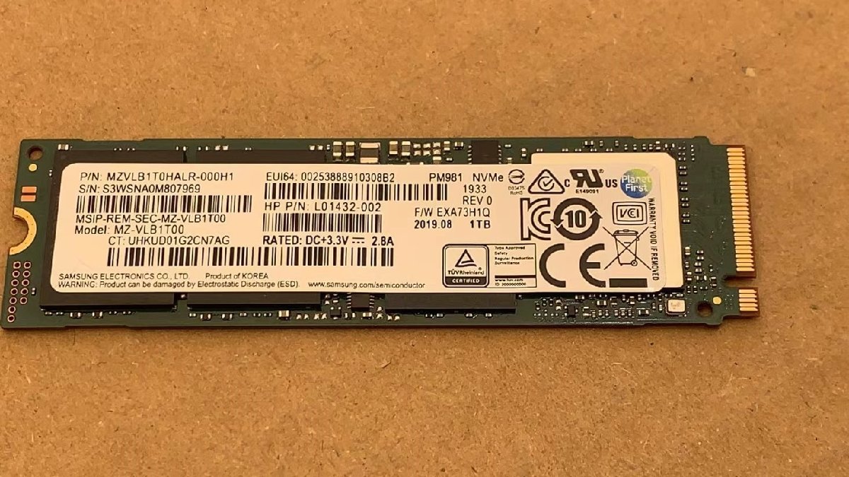 送料無料 SAMSUNG NVMe SSD PM981 1TB MZVLB1T0HALR-000H1 使用時間7922H★m0403_画像1