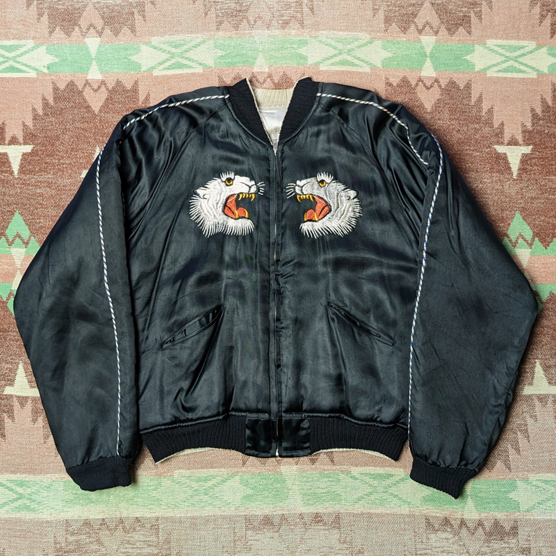 極上 【スカジャン 黒白】50s Japan Embroidered Souvenir Jacket 50年代 スーベニア ジャケット ツートン ビンテージ ヴィンテージ 40s60s_画像2