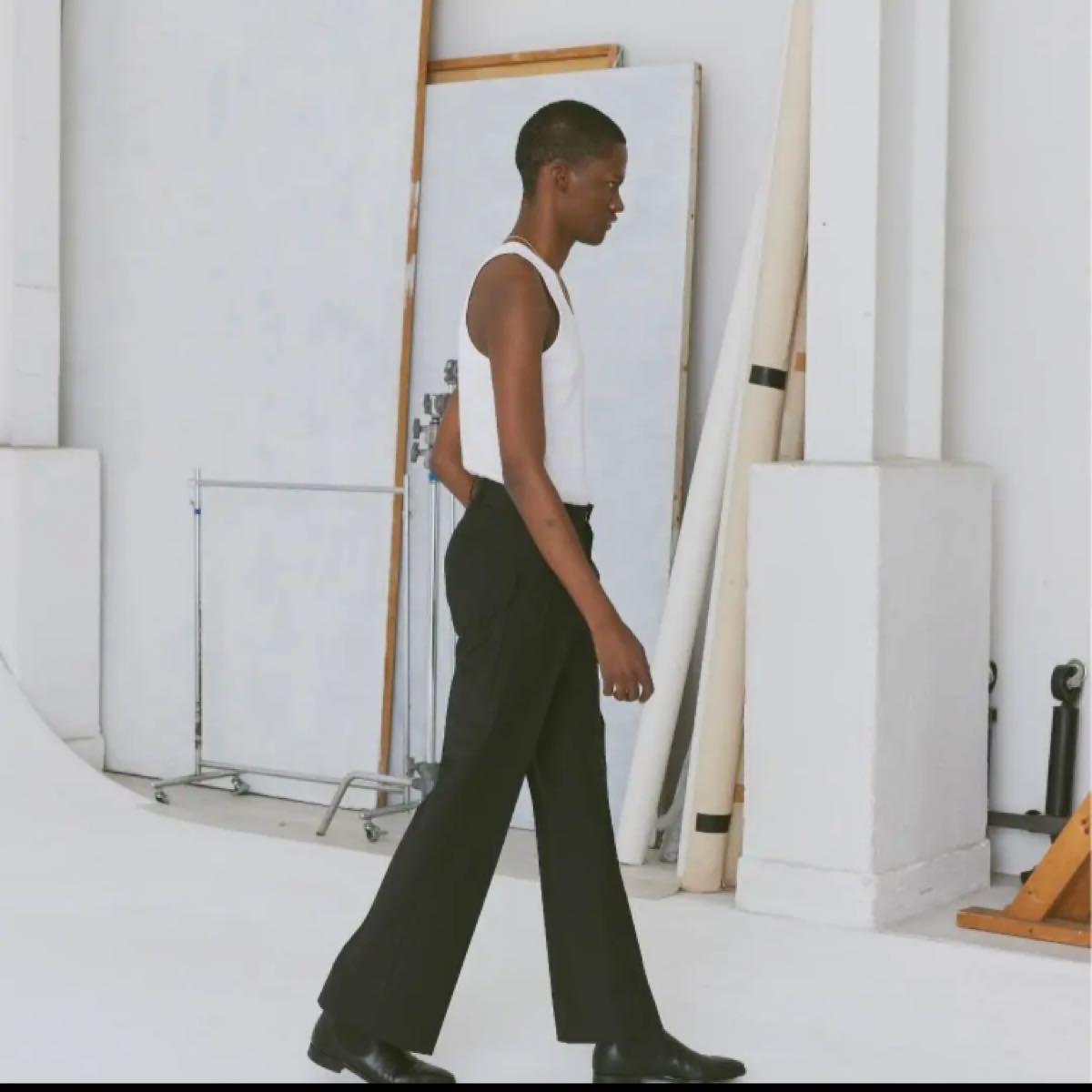 Apartment Three High-Waisted Flare | arvotulkki.fi