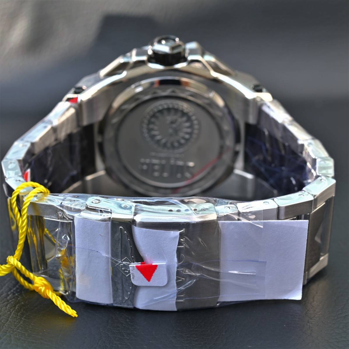 INVICTA インビクタ『Helios 39253』☆電池式☆スイス製Mvt☆ケース