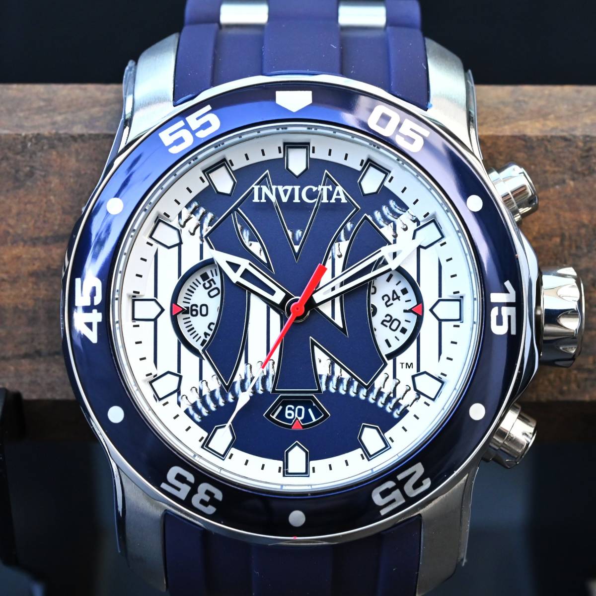 最低価格の インビクタ『Subaqua Subaqua INVICTA 39490』☆ブラック