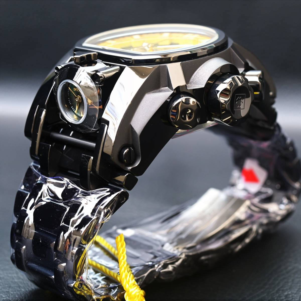 INVICTA インビクタ『Bolt Zeus Mugnum 39275』★2つのムーブメント搭載★電池式★200ｍ防水★日本製Mvt★_画像5