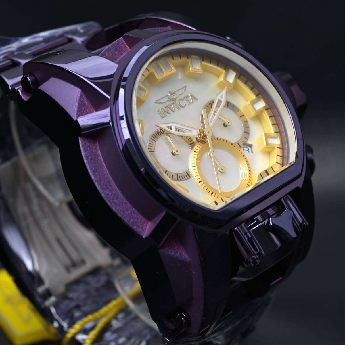 INVICTA インビクタ『Bolt Zeus Mugnum 39273』☆2つのムーブメント