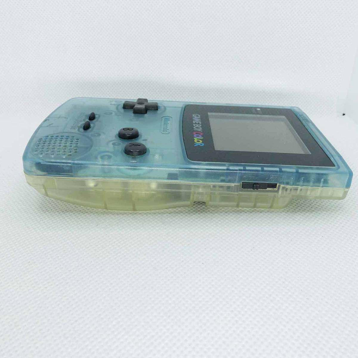 任天堂 ゲームボーイカラー アクアブルー & ミルキーホワイト 任天堂 ゲームボーイカラー アクアブルー & ミルキーホワイト