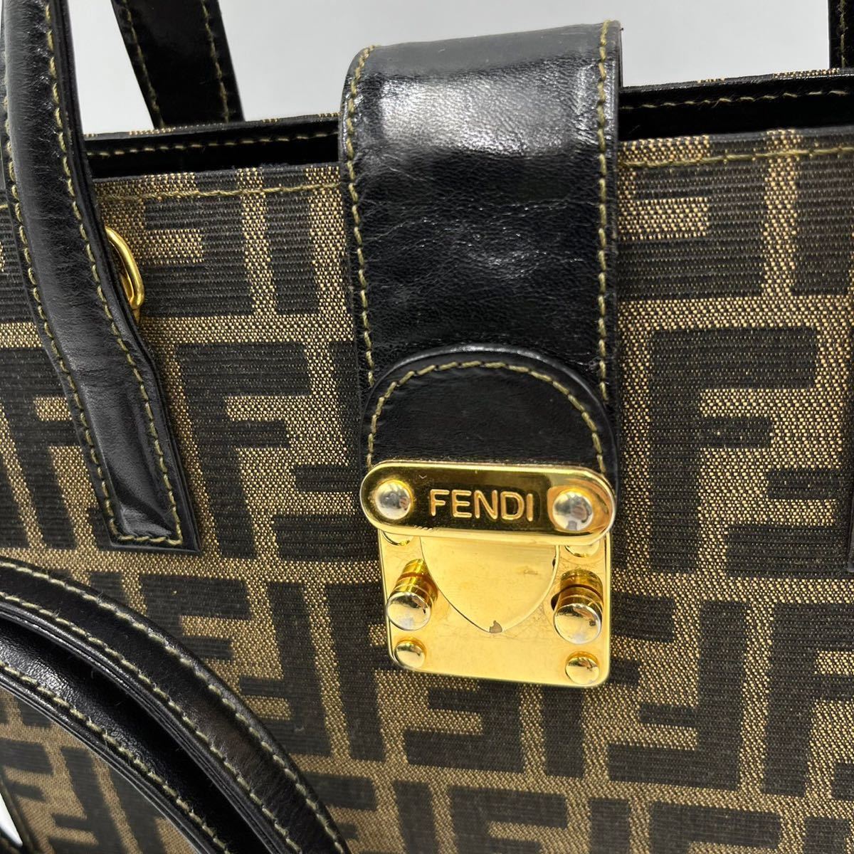 美品】FENDI フェンディ 2way ハンドバッグ ショルダーバッグ ズッカ柄