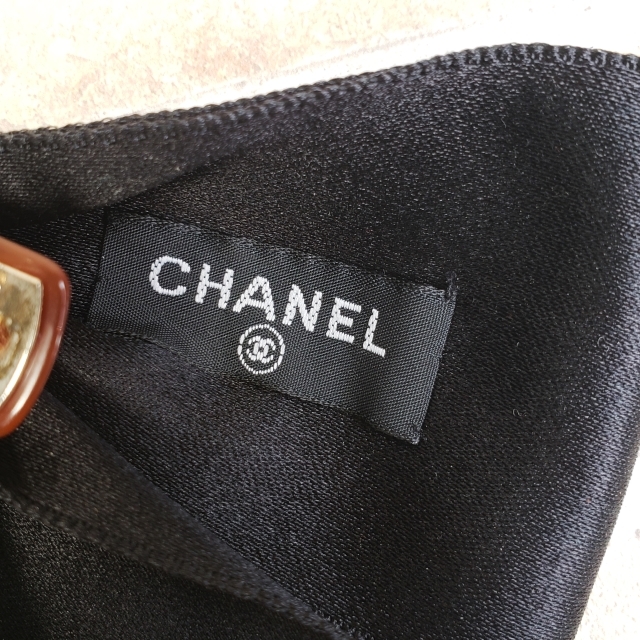 格安販売中 リボン CHANEL シャネル 美品 バレッタ ヘアアクセサリー
