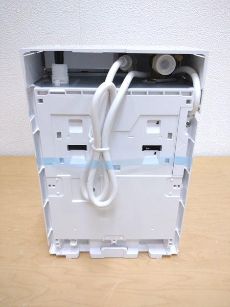 【未使用】TOTO 小型電気温水器 湯ぽっと RECK03B1R 元止め式 壁掛けタイプ スパウト＋膨張水処理ユニット付き 専用水栓一体型 ※No.1※_画像4