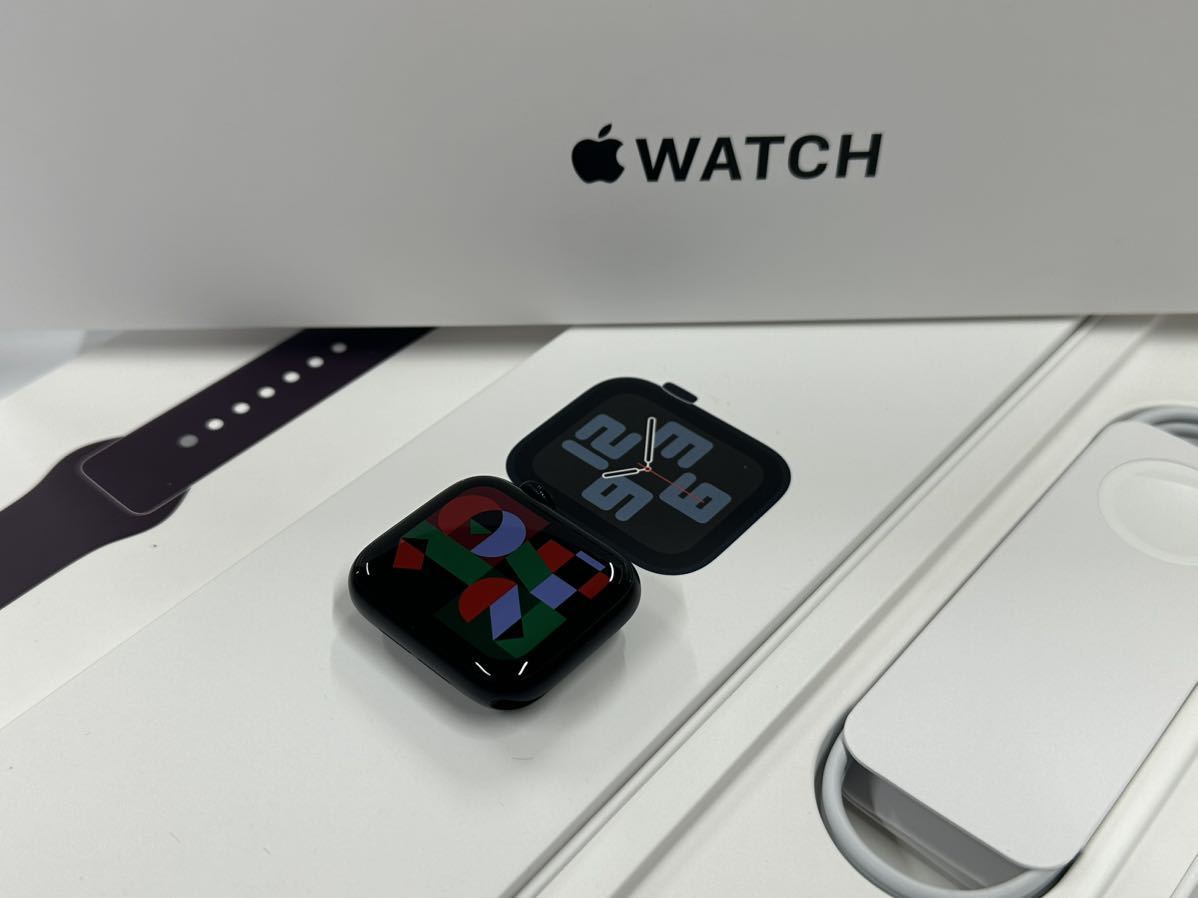 ☆即決 超美品 100% Apple Watch SE2 40mm 第二世代 ミッドナイトアルミニウム アップルウォッチ  GPS+Cellularモデル 未開封バンド 823