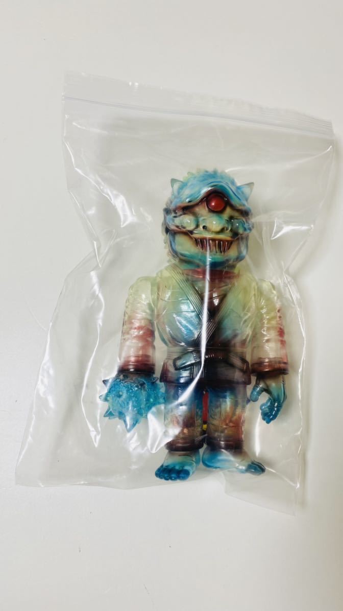 レッドシャークRED SHARK MHV Mutant Vinyl Hardcore ソフビ Sofubi