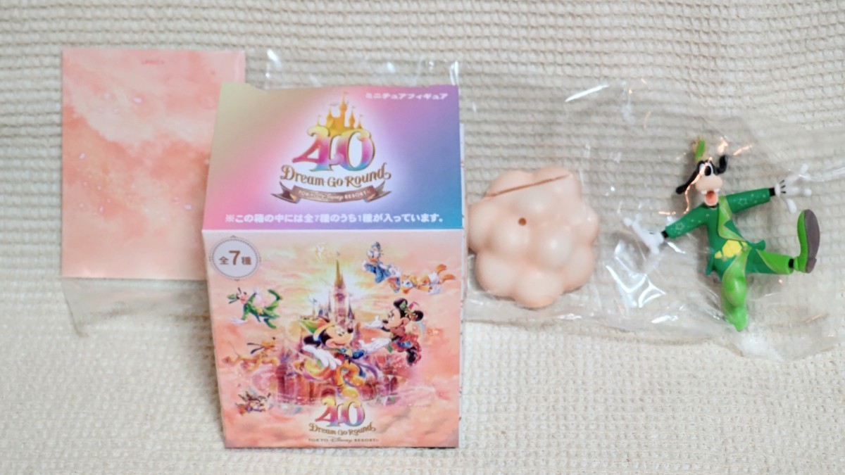 TDL ディズニーランド40周年 フィギュア グーフィー ドリームゴーラウンド_画像1