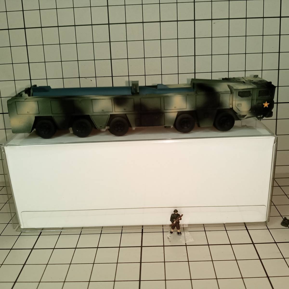○完成品1/144 東風17ミサイル,訳アリ!,”アメリカ空母を狙う最新ミサイル!!”,DF-17,中国,その他各国,現代(ワールドタンクミュージアム)|売買されたオークション情報、Yahoo!オークション(旧ヤフオク!) の商品情報をアーカイブ公開 - オークファン(aucfan.com) ○完成品1/144 東風17ミサイル,訳アリ!,”アメリカ空母を狙う最新ミサイル!!”,DF-17,中国,その他各国,現代(ワールドタンクミュージアム)|売買されたオークション情報、Yahoo!オークション(旧ヤフオク!) の商品情報をアーカイブ公開 - オークファン(aucfan.com)