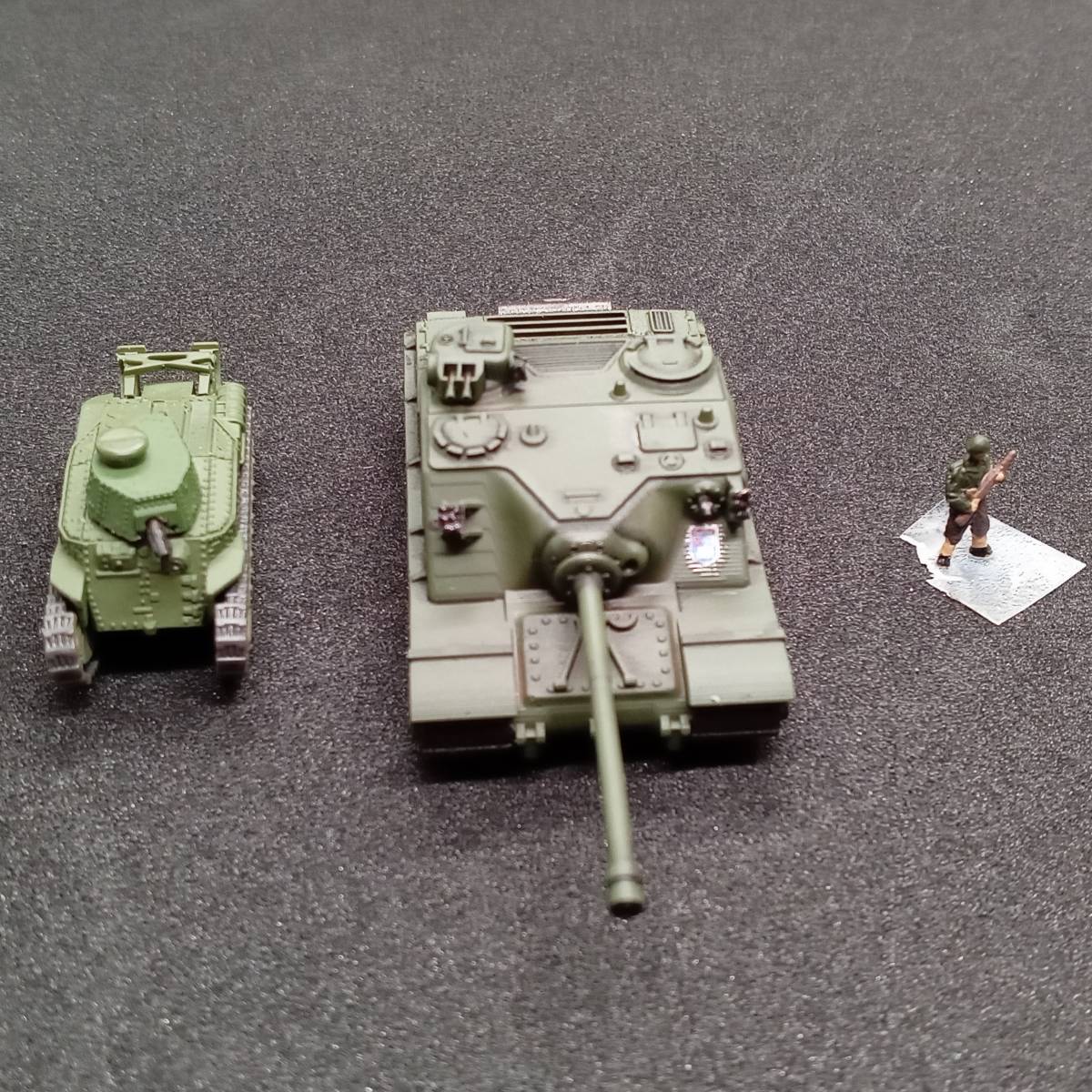 * final product 1/144. Glo.to-tas -ply .. tank, Darjeeling . get into car [ girls and pants .-,ga Lupin, Girls&Panzer,GuP]