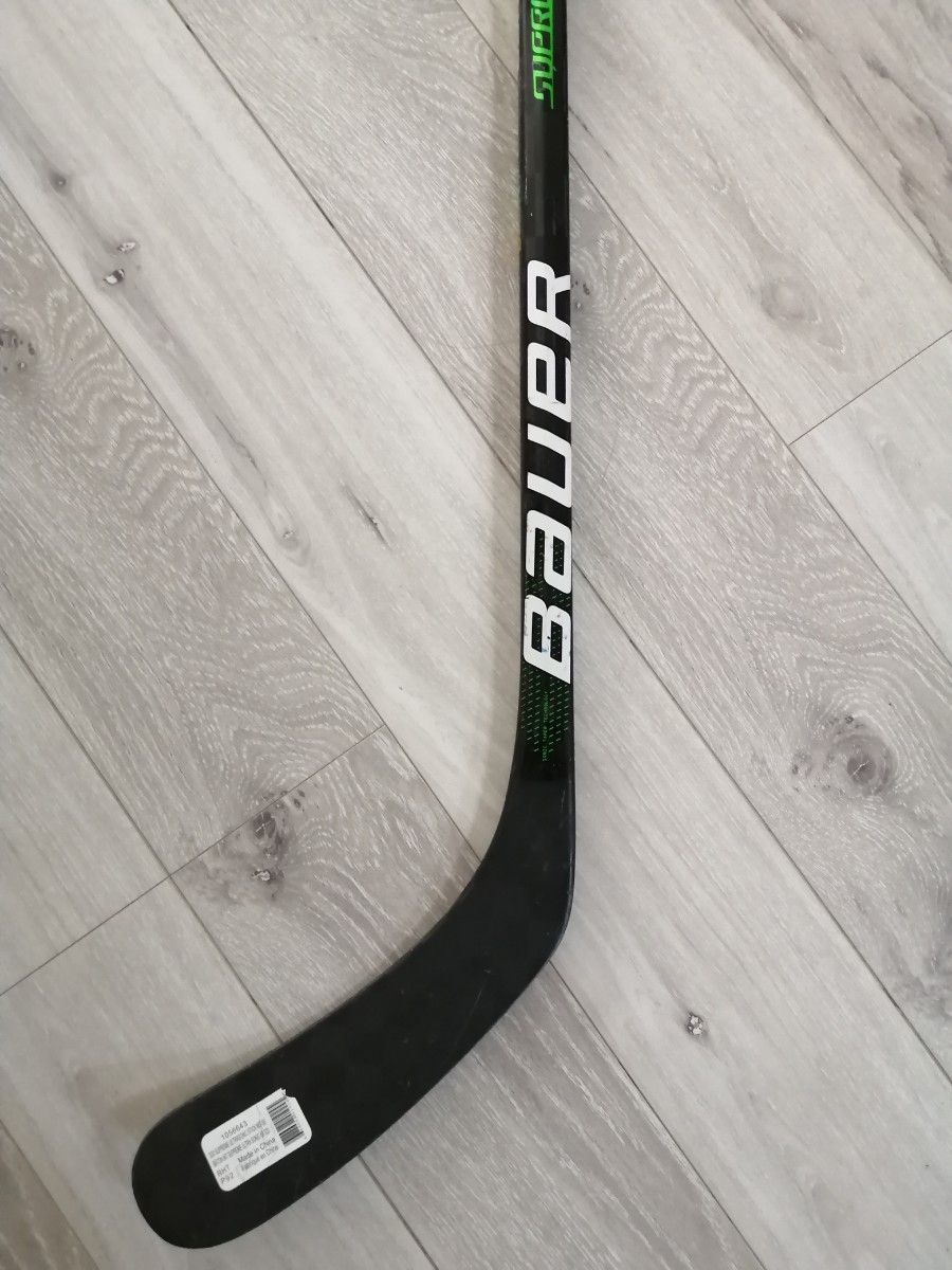 BAUER S20 SUPREME ULTRASONIC ワンピース G スティック インター INT　ライト