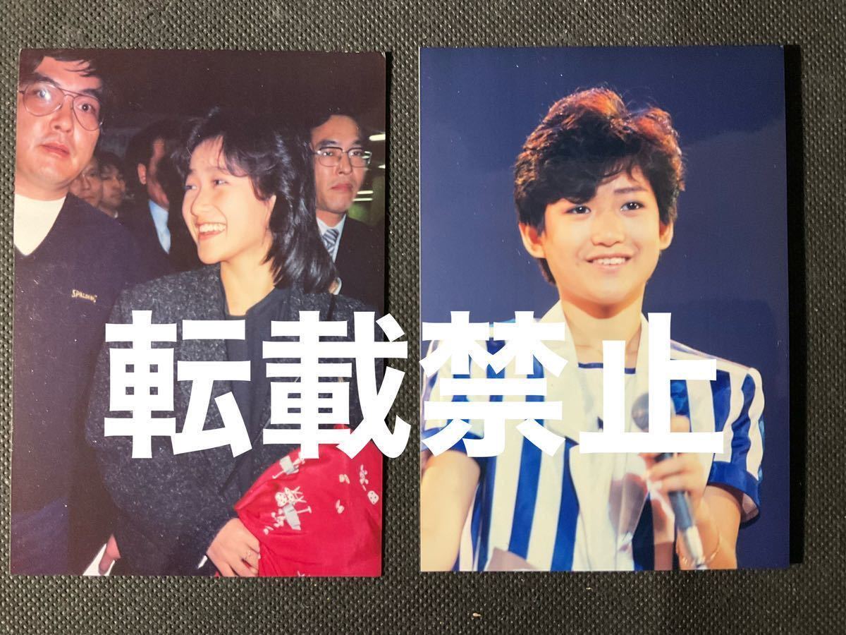昭和レトロ 80年代アイドル 岡田有希子 生写真2枚 Eサイズ[管理B](岡田 