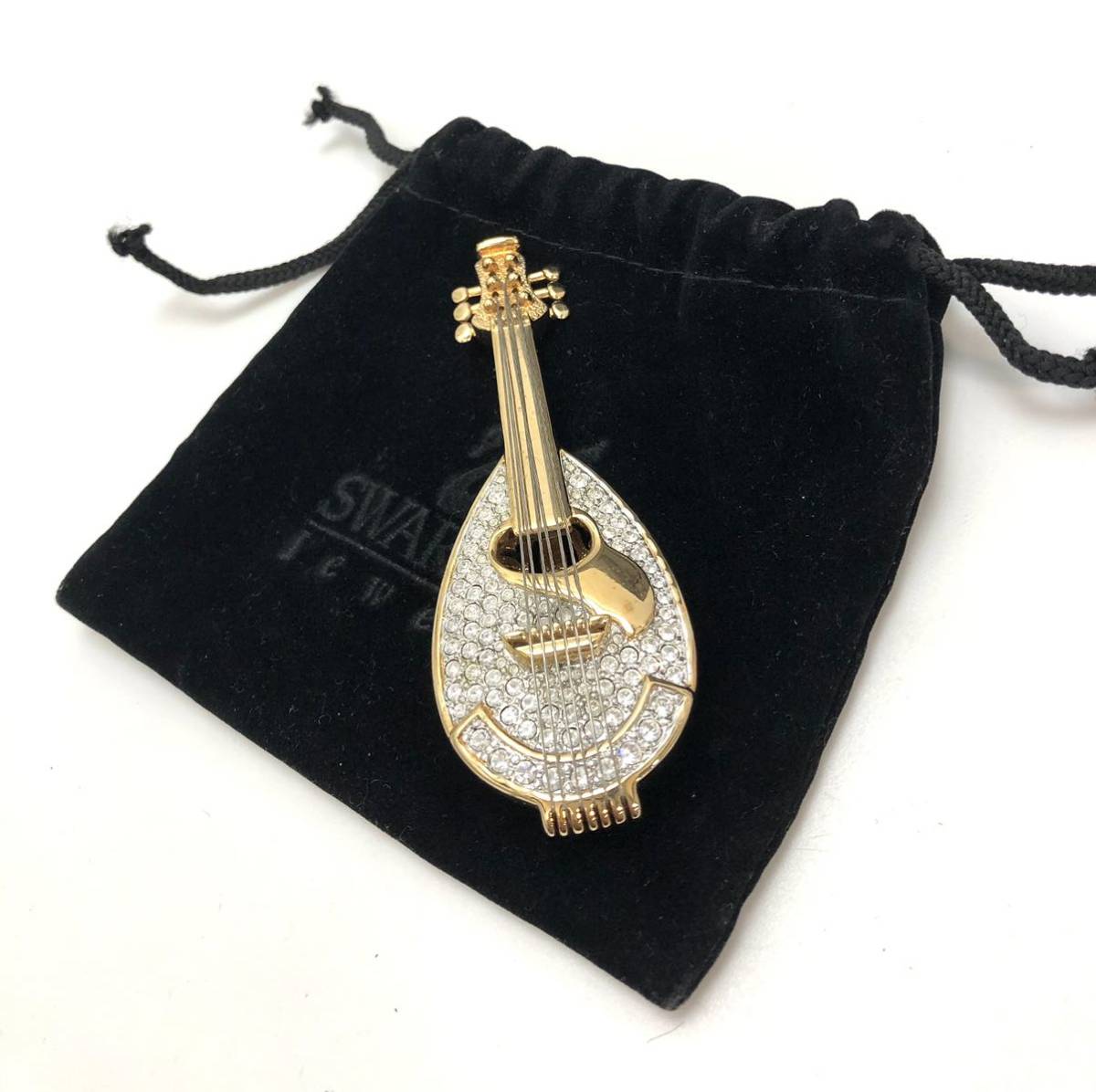 スワロフスキー 楽器モチーフ ブローチ 18663119|PayPayフリマ