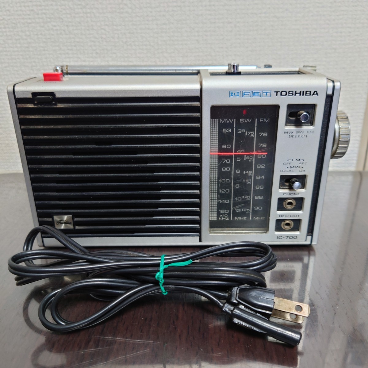 難あり】東芝 ラジオ TOSHIBA GT RADIO IC-700【昭和レトロ】 JChere雅虎拍卖代购