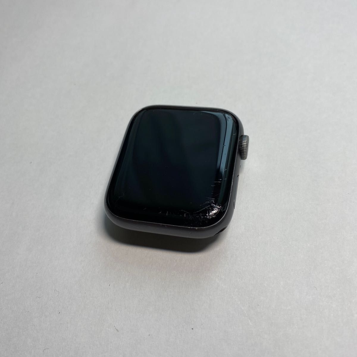 32841   Apple Watch Series４　GPSモデル ４４m 中古品