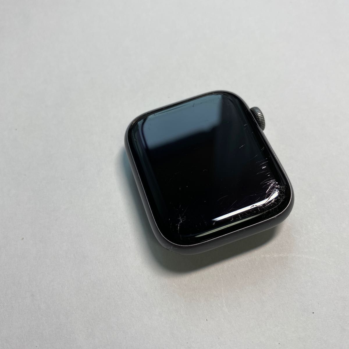 32841   Apple Watch Series４　GPSモデル ４４m 中古品