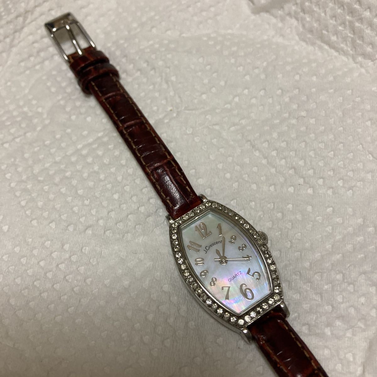 J.Crescent 腕時計 クオーツ ラインストーン 赤系 皮ベルト ウォッチ レディース 女性 QUARTZ 三針 秒針の画像3