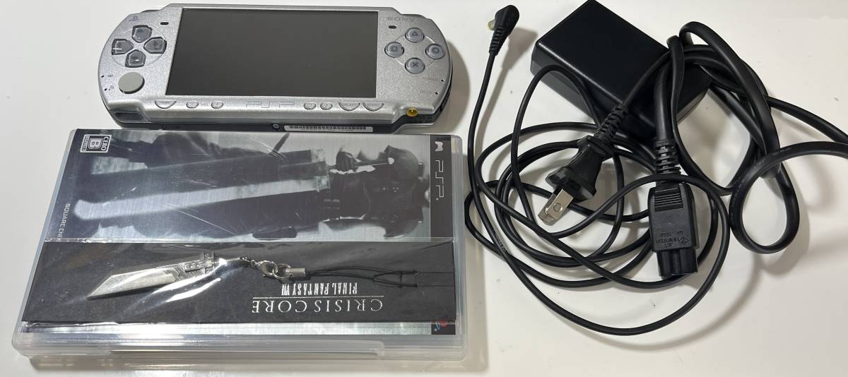 人気商品】 PSP限定版 クライシスコア ファイナルファンタジーVII