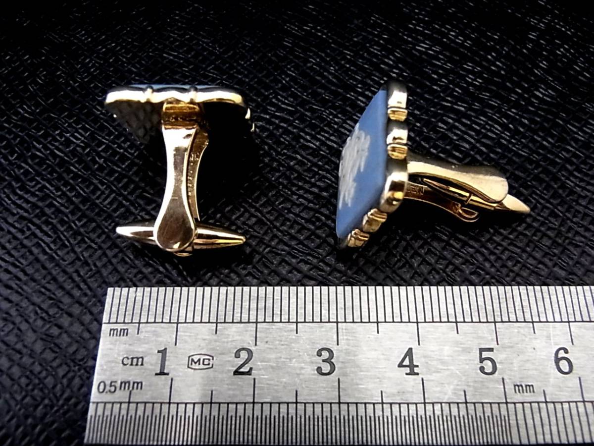 *N3804*#USED staple product # Wedgwood [ Gold ]#[]# cuffs & necktie tweezers!