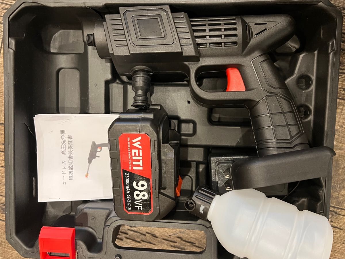 毎日続々入荷 高圧洗浄機 コードレス 強力噴射 6in1多機能ノズル