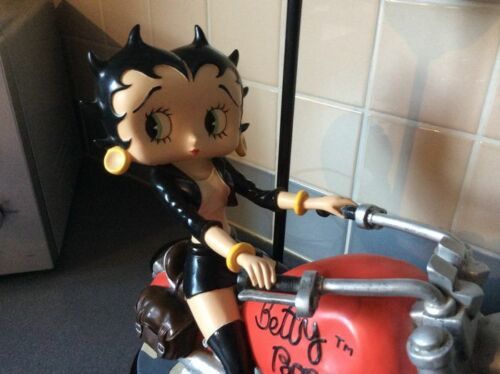 ベティちゃん　ベティ　ベティ・ブープ　Betty Boop 限定　レア　入手困難 フィギュア　人形　希少　テーブルランプ　ハーレー　バイク