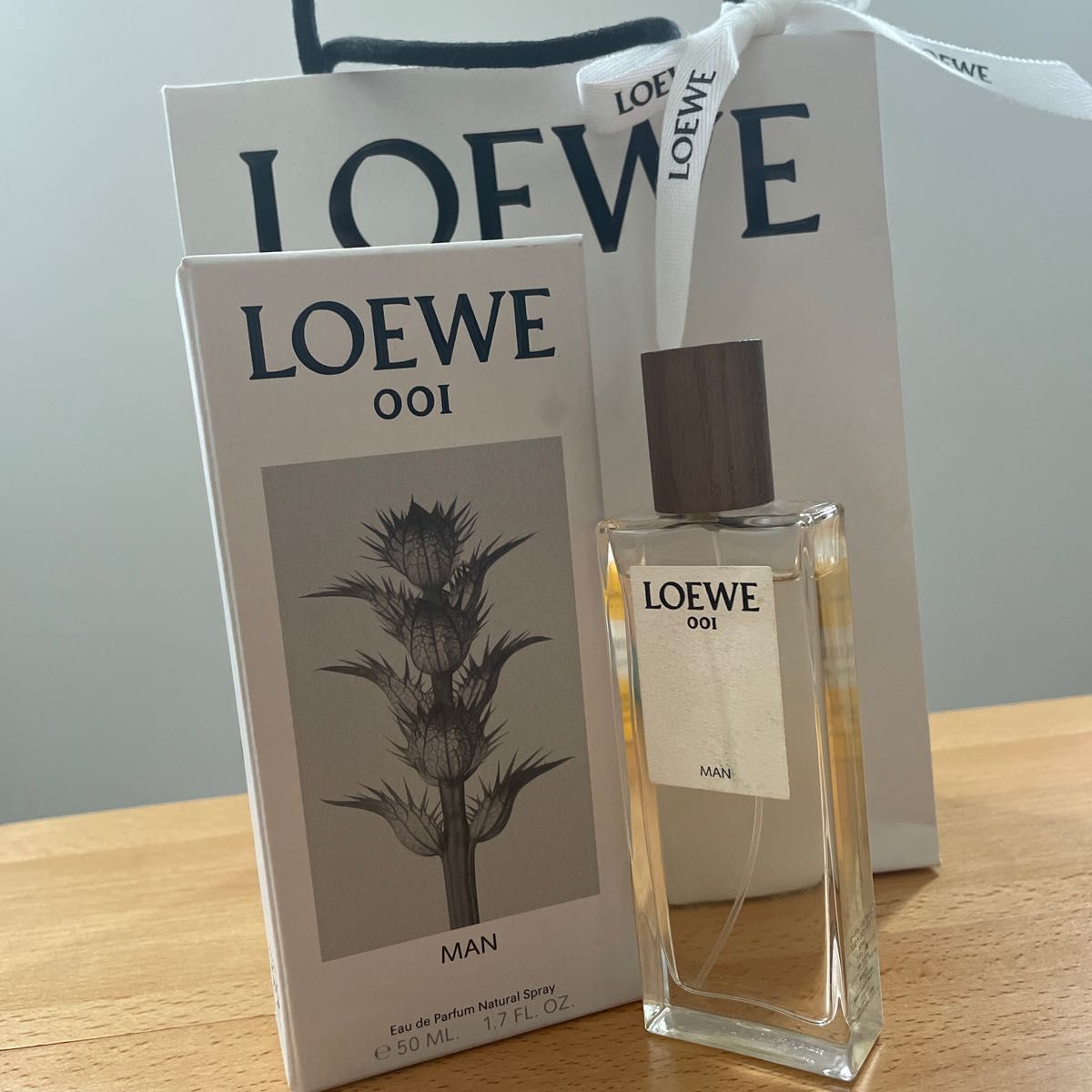 ロエベ 001 マン オードゥ パルファム 50ml LOEWE 香水 メンズ 箱