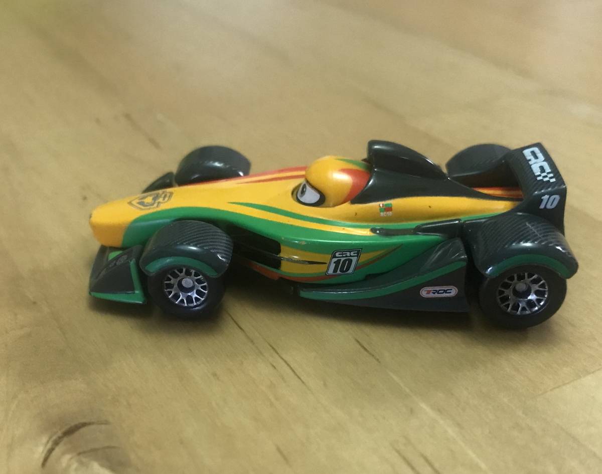 トミカ カーズ リップ・クラッチゴンスキー カーボンレーサー トミカ カーズ リップ・クラッチゴンスキー カーボンレーサー
