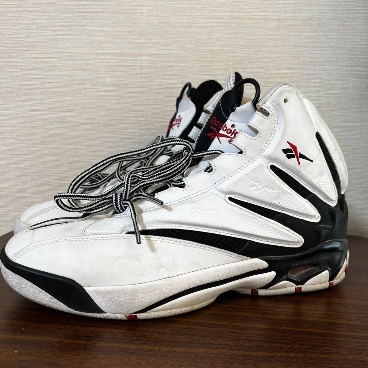  редкость REEBOK THE BLAST The blast 27.5cm Monotone M41941 Nick Van Exel мужской спортивные туфли белый чёрный красный осмотр /NBA Ray машина s asahi день флаг 