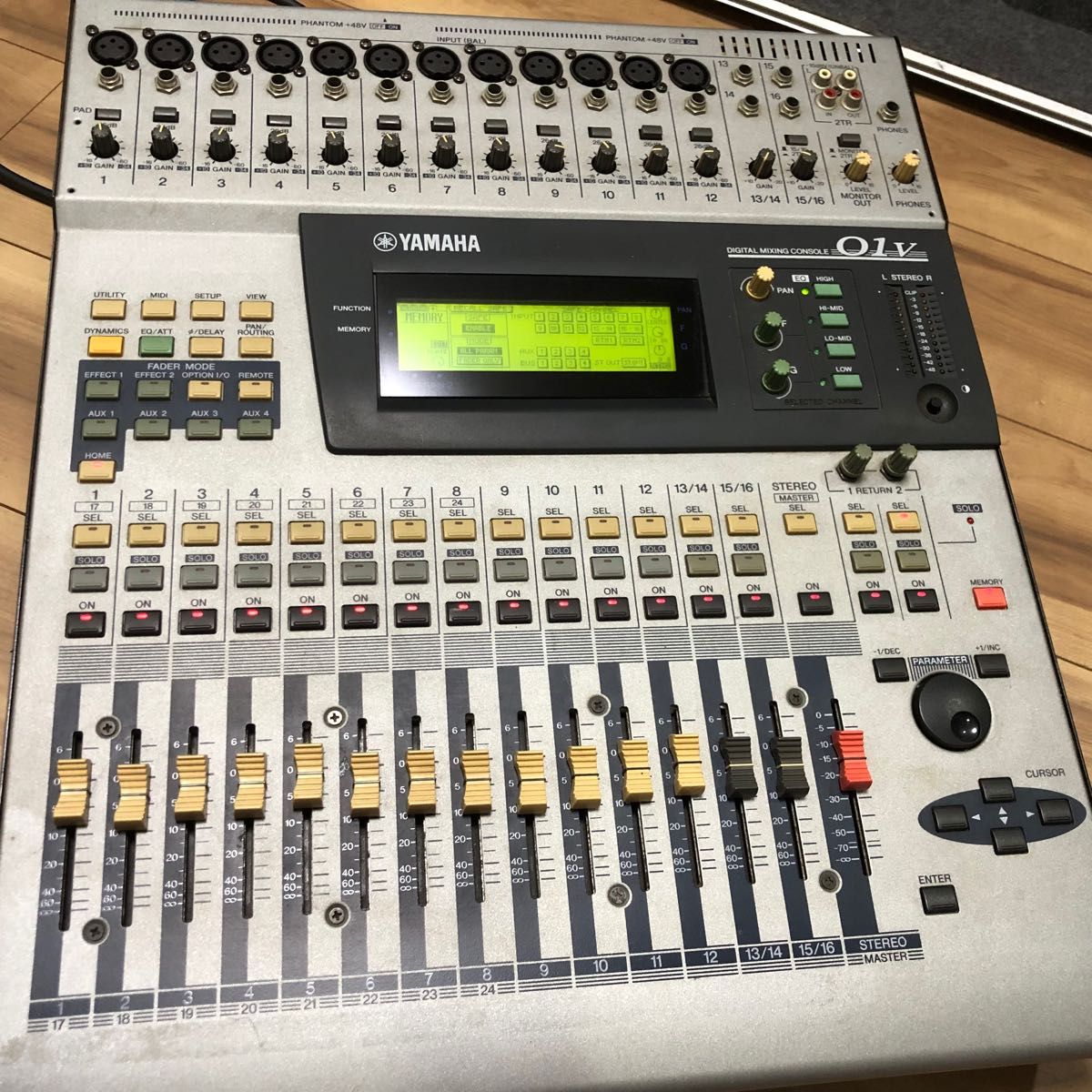 YAMAHA デジタルミキサー 01V smartpools.pe
