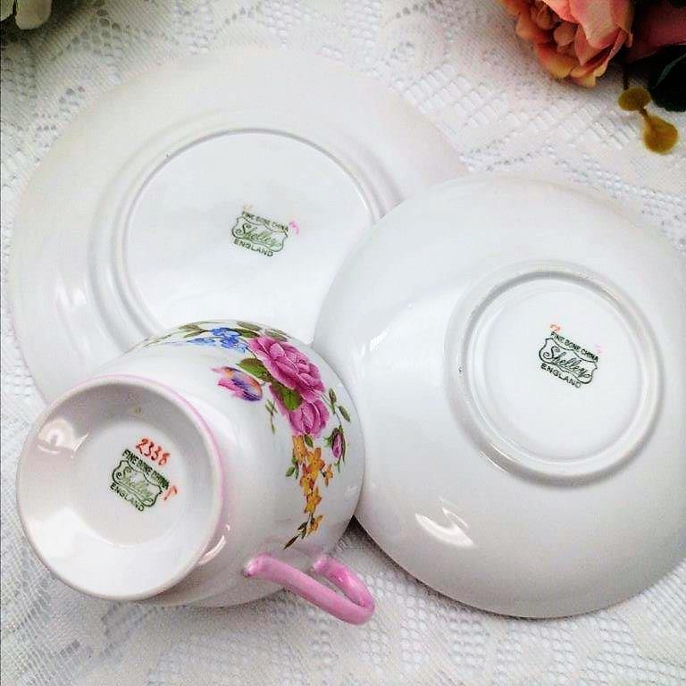 可愛い シェリー ピンクフラワー トリオ カップ&ソーサー 英国