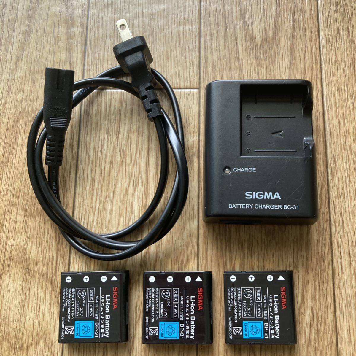 SIGMA シグマ バッテリーチャージャー BC-31 バッテリー BP-31 SIGMA シグマ バッテリーチャージャー BC-31 バッテリー BP-31