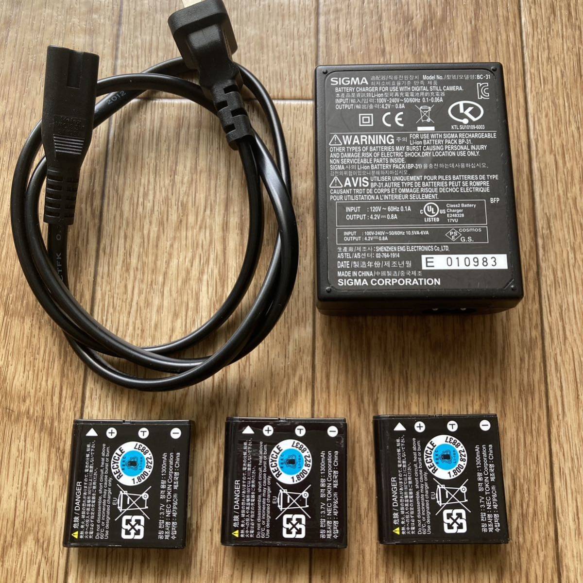 SIGMA シグマ バッテリーチャージャー BC-31 バッテリー BP-31 SIGMA シグマ バッテリーチャージャー BC-31 バッテリー BP-31