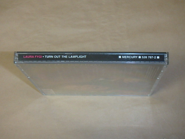 Turn Out The Lamplight　/　Laura Fygi（ローラ・フィジィ）/　ドイツ盤　CD_画像4