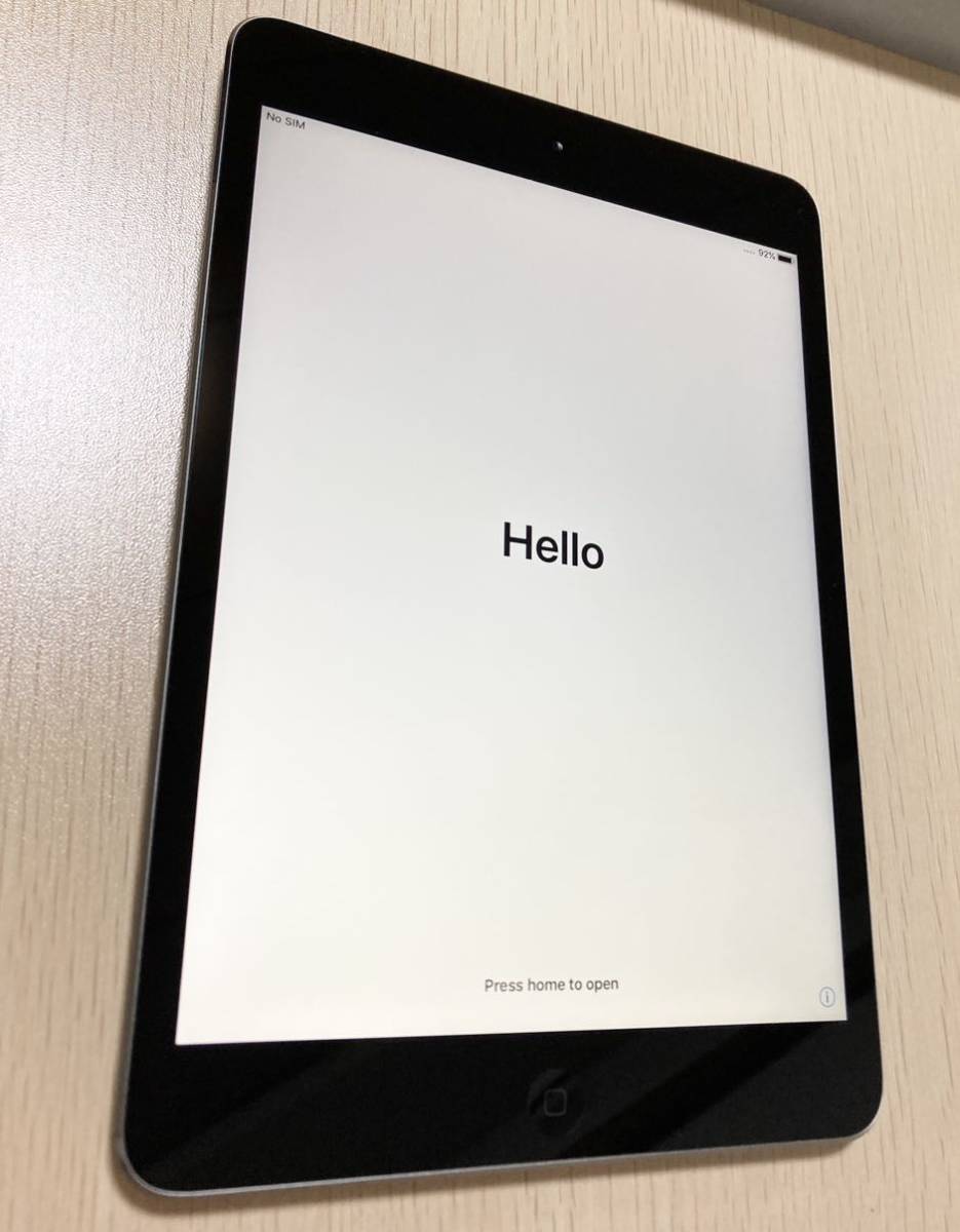 宅送] iPad mini アイパッドミニ SIMフリーではありません スペース