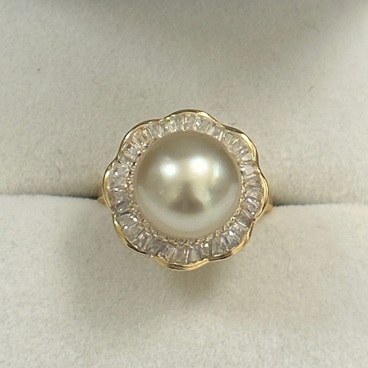 南洋白蝶パール　リング　指輪　天然色　本真珠　10.5-11mm