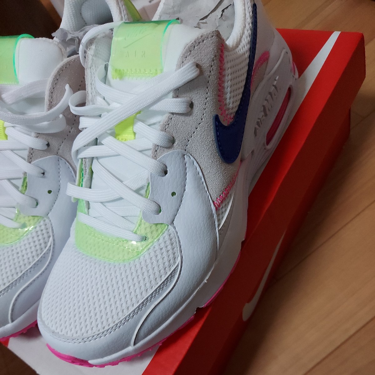 激安 激かわいい 新品NIKE AIR MAX EXCEE NIKE サイズ 24.5㎝ ナイキ エアマックス エクシー ローカット スニーカー シューズ