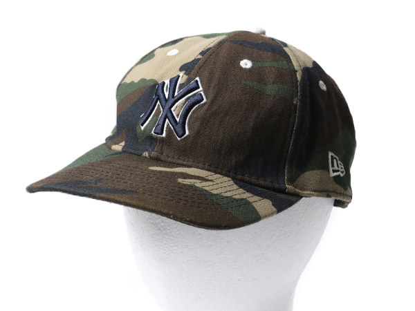 ほぼ デットストック ■ ニューエラ x NY ヤンキース 迷彩 総柄 ベースボール キャップ ( MEDIUM LARGE ) 帽子 MLB オフィシャル 大リーグ