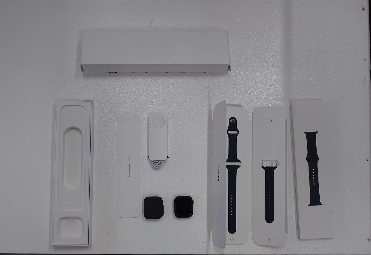 139-4276w】Apple Watch Series 7(GPS+Cellularモデル)45mm