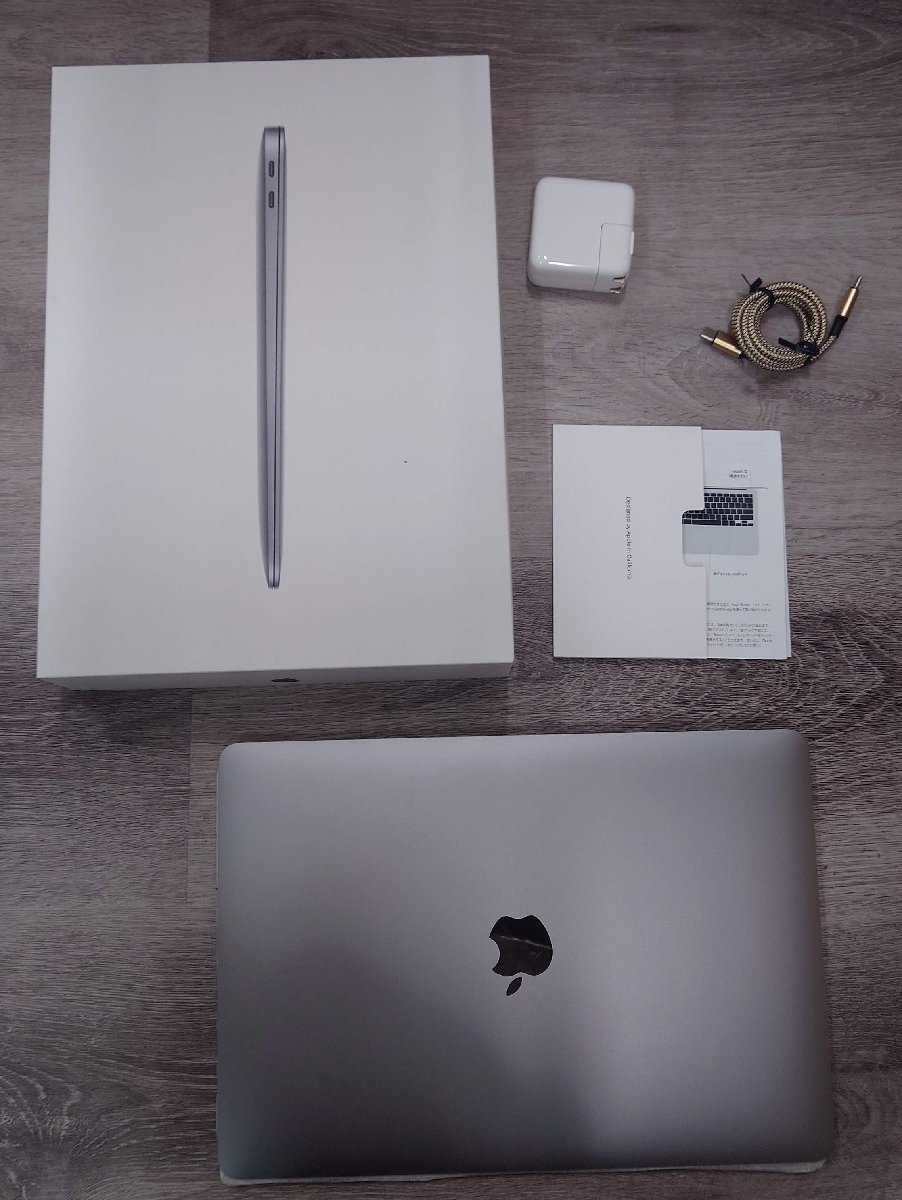 402-1884w】Macbook Air MGN63J/A 13.3インチ スペースグレイ Apple M1