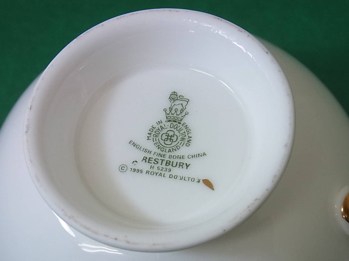 150402H73-0408H-A3□ROYAL DOULTON□PRESTBURY／プレストベリー カップ＆ソーサー ロイヤルドルトン 花柄 金彩_画像9