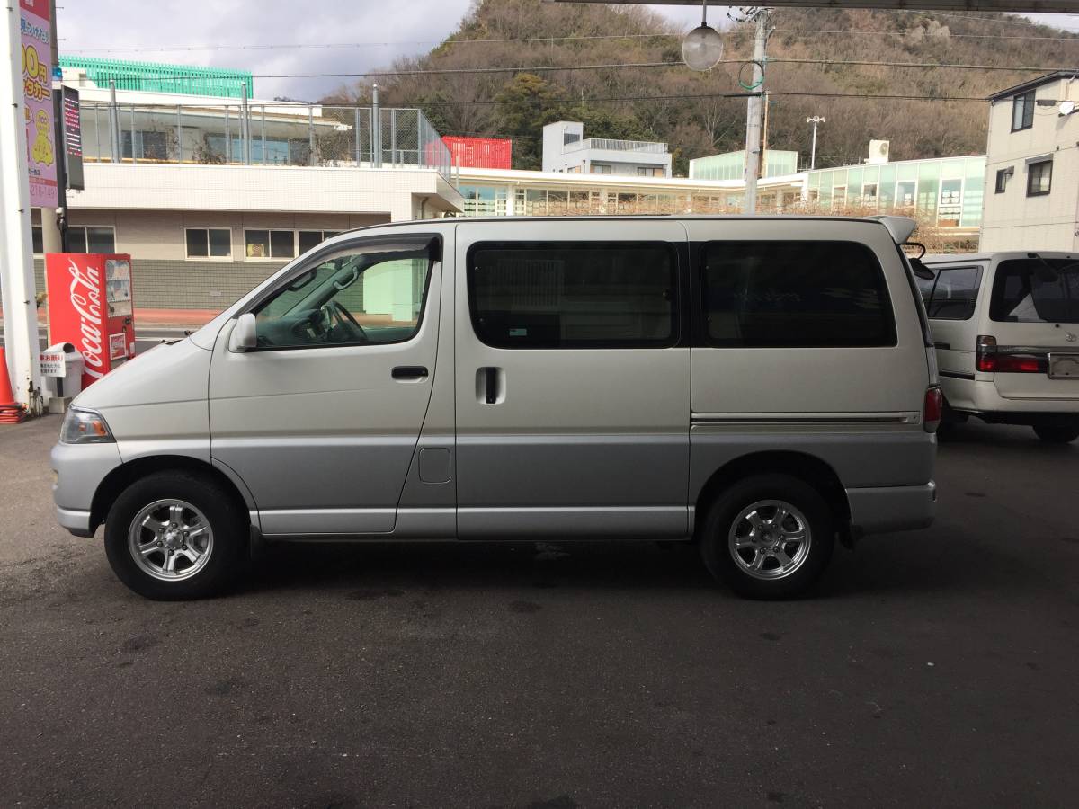  Heisei era 9 year Hiace Regius L package 4WD 4 number specification 5 number of seats digital broadcasting diesel turbo 